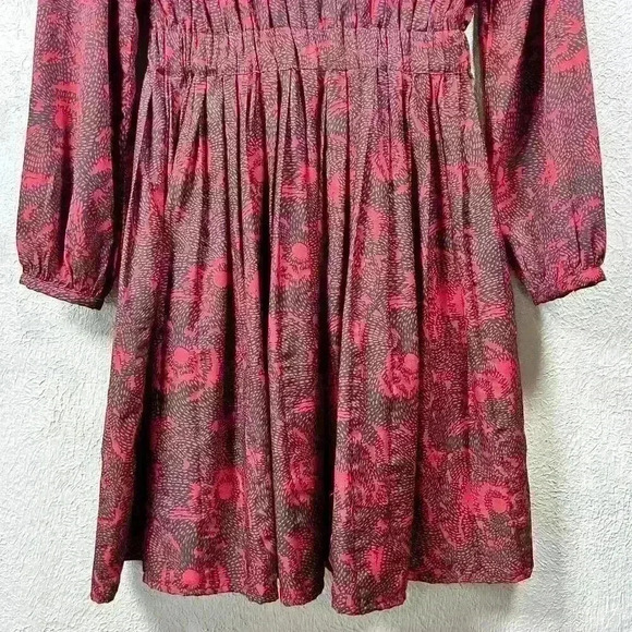 WALTER BAKER Vintage Look Fit Flare Long Sleeve Silky Pleated Dress Small 6 - Picture 3 of 14